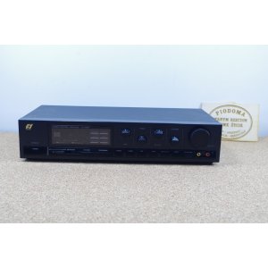 Sansui C-1000 – Referencyjny Przedwzmacniacz Stereo z Serii 1000