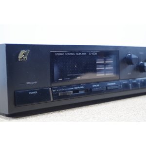 Sansui C-1000 – Referencyjny Przedwzmacniacz Stereo z Serii 1000