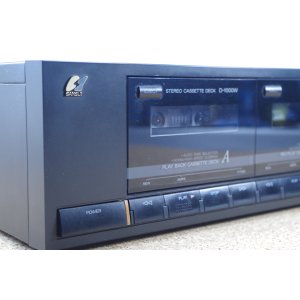 Sansui D-1000W – Magnetofon Kasetowy Stereo Auto Reverse z Serii 1000