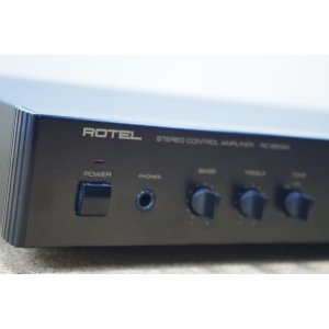 Rotel RC-960BX – przedwzmacniacz stereo MM/MC