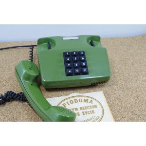 Telefon stacjonarny RWT FeTAp 751-1 BP – zielony – 1984 r.