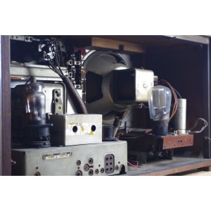 Mende M326WK – lampowy odbiornik radiowy, Niemcy, ok. 1952–1953