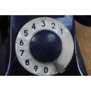 Telefon tarczowy B-613-106A – 1956 r. – aparat telefoniczny PRL – do renowacji