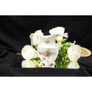 Mlecznik porcelanowy Tielsch Wałbrzych – dekoracja kwiatowa, złocenia