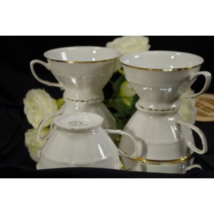 Komplet 5 filiżanek porcelanowych Bogucice ze złoceniami – Made in Poland, PRL