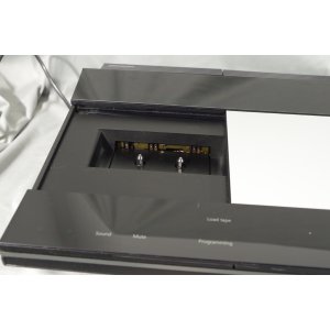 Bang & Olufsen Beocenter 8500 – CD, magnetofon, tuner, wzmacniacz Hi-Fi
