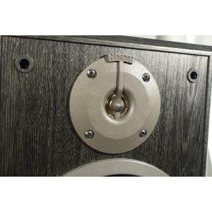 Magnat 144 002 N – kolumny głośnikowe 2-drożne 80/100 W
