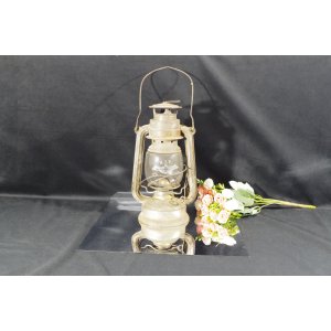 Stara lampa naftowa BAT Made in Germany vintage