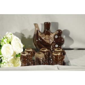 Ceramiczny zestaw karafka i 6 kieliszków vintage PRL