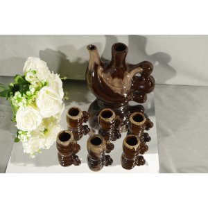 Ceramiczny zestaw karafka i 6 kieliszków vintage PRL