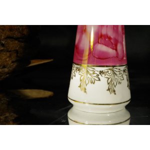 Wazon porcelanowy Lubiana PRL różowy marmurek złocenia vintage