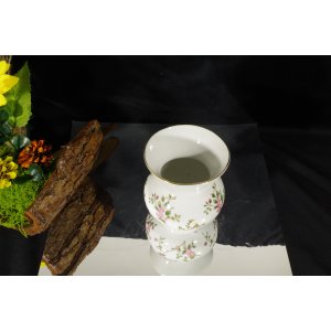 Bogucice wazon porcelanowy kwiaty złocenie vintage PRL
