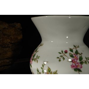 Bogucice wazon porcelanowy kwiaty złocenie vintage PRL