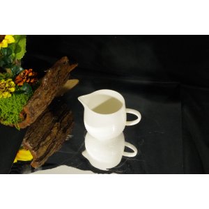 Porcelanowy mlecznik dzbanuszek Affek Design biały