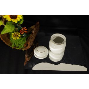 Porcelanowy pojemnik kuchenny Wawel ze złoceniami vintage PRL