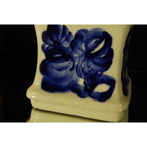 Ręczny młynek do kawy ceramiczny – kobaltowe kwiaty, vintage