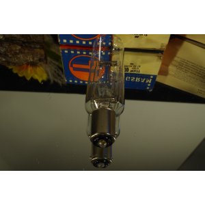 Tungsram 9405 DA 220 V 300 W B15 – lampa projekcyjna do projektora, NOS vintage