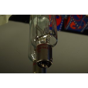 Tungsram 9405 DA 220 V 300 W BA15s – lampa projekcyjna do rzutnika, NOS vintage