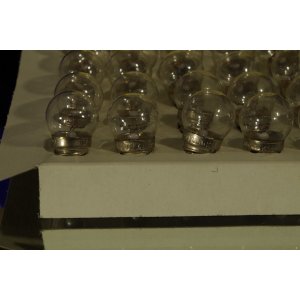 Żarówka rowerowa 6V 2,4W E10 do dynama – NOS PRL, oryginalny stary zapas