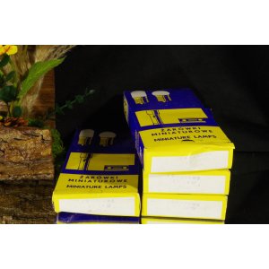 Żarówka rowerowa 6V 2,4W E10 do dynama – NOS PRL, oryginalny stary zapas
