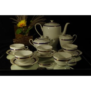 Wałbrzych – porcelanowy serwis kawowy kobalt i złoto, 12 el., PRL